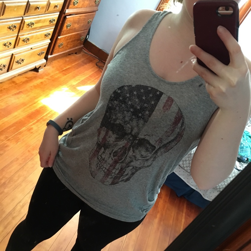 🌱 American Skull Tank 🌱